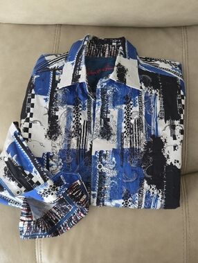 Robert Graham Men's Blue & Black Printed Button-Up Shirt Size S